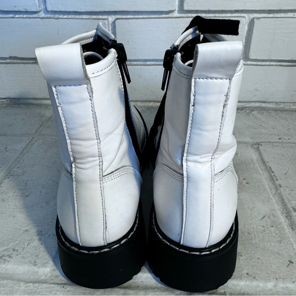 Women's Madden Girl "Kurrt" White & Black Combat Boots Size: 7 1/2 M - Picture 9 of 10